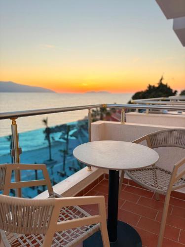 Suite, junior, vue sur la mer, balcon