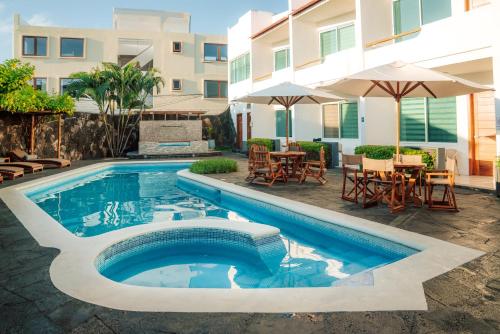 Exterior view of Hotel Ninfa