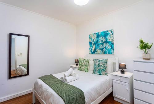 Mountain Views 2BR Furnished De Waterkant - image 10