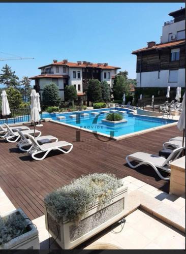 Apartments next to the sea in Radevtsi