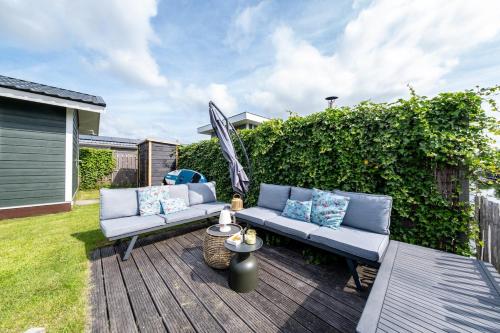 Charming chalet on the Vinkeveense Plassen in De Ronde Venen