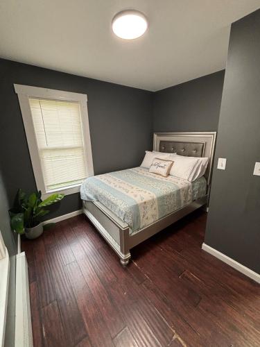 Modern 2BR Near CMMC and downtown in Auburn (Maine)
