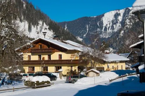 Frühstückspension Haus Mayr in Hinterstoder, Österreich