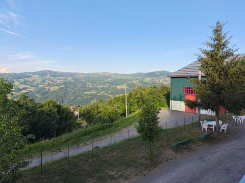 Kilátás, Ostello di Montefiorino in Montefiorino