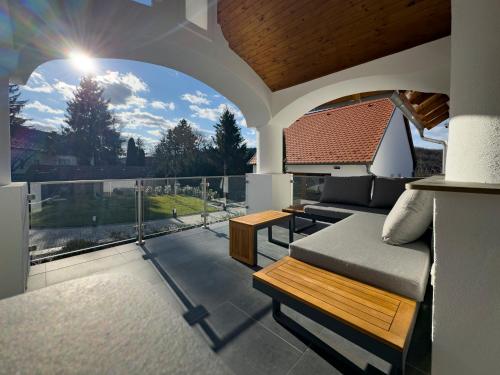 Veloralux Apartman in Kovácsszénája