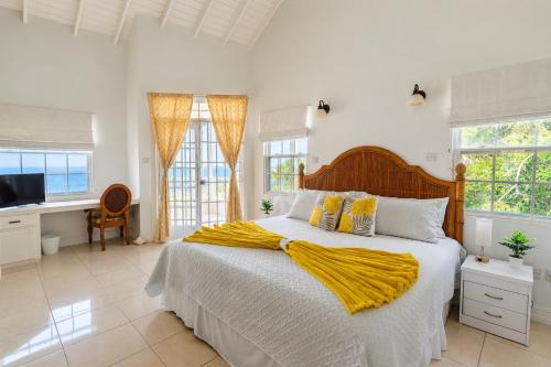 Le Soleil Couchant - Luxury Pool Villa & Views in Cap Estate