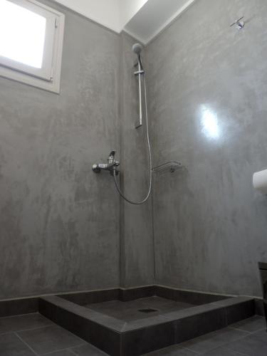 Apartment in the Centre of Athens - image 2