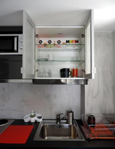 Apartment in the Centre of Athens - image 10