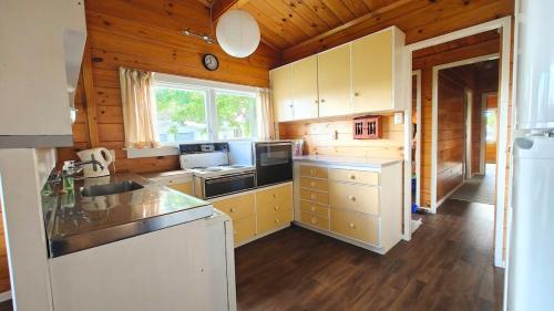 Adventure Base Ōwhango, Sleeps 8, Quiet & Cosy (Adventure Base Owhango, Sleeps 8, Quiet & Cosy) in Owhango