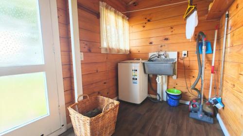 Adventure Base Ōwhango, Sleeps 8, Quiet & Cosy (Adventure Base Owhango, Sleeps 8, Quiet & Cosy) in Owhango