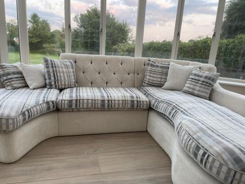 Cotswold farmhouse with Hot tub near Castle Comb in Nettleton