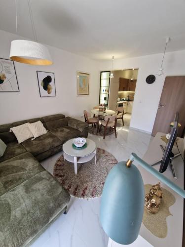 Salt & Sun Apartment