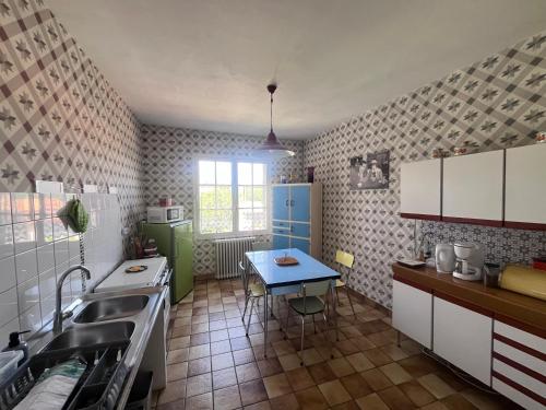 Gîte le Cèdre bleu avec SPA (Gite le Cedre bleu avec SPA) in Saint-Martin-les-Melle