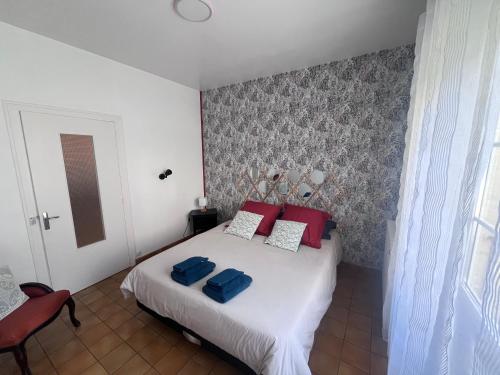 Gîte le Cèdre bleu avec SPA (Gite le Cedre bleu avec SPA) in Saint-Martin-les-Melle