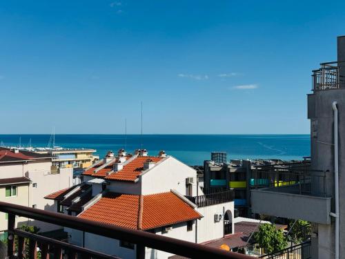 Villa Aqua 14 Apartment Sea View - image 2