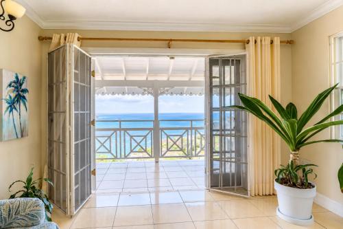 Vistas, Le Soleil Couchant - Luxury Pool Villa & Views in Cap Estate