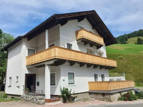 Leni in Dienten am Hochkönig, Österreich