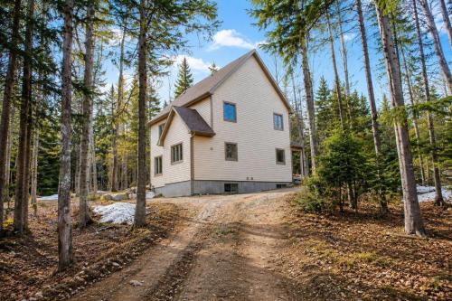 Le Grand Monique Spa Baby-Foot & Massif in Petite-Riviere-Saint-Francois (QC)