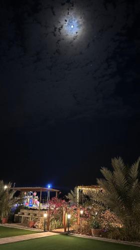 Premium Farm Villa with Pool, Gardens, and Spacious Outdoor Areas in Al Khaburah