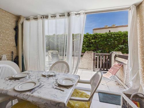 Studio avec piscine, parking - 4 pers. - FR-1-326-881