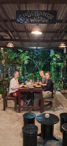 Hadi Homestay Garden View in Licin