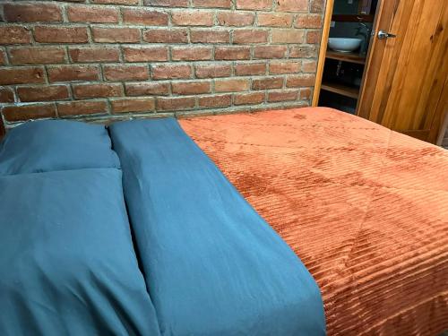 Céntrico con cocina parqueadero e internet (Centrico con cocina parqueadero e internet) in Banos de Agua Santa
