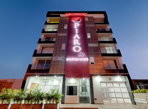 Hotel Piaro In Apartastudios Cali