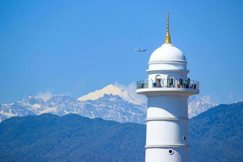 himalayan hotel in Tilottama