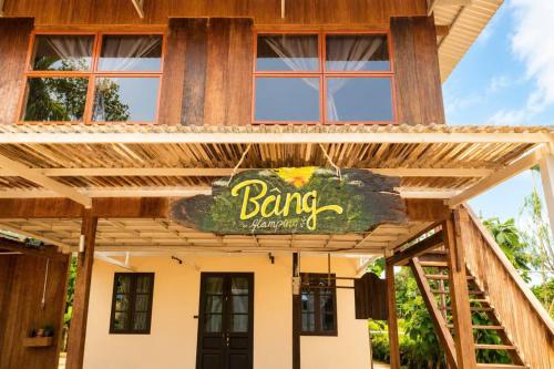 Bang Glamp Gadern in Bach Ma National Park