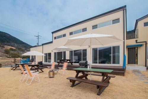 Yeosu Keumo Island Pension in Udu-ro