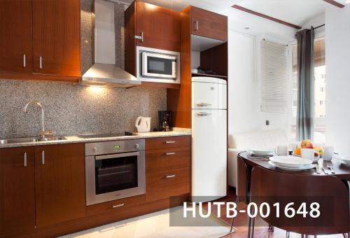 Kjøkken, Ghat Apartment Poble Sec Barcelona near Estadi Olímpic