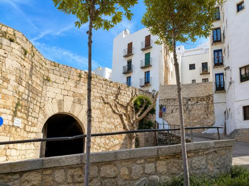 A H RENTALS Castillo Apartamento