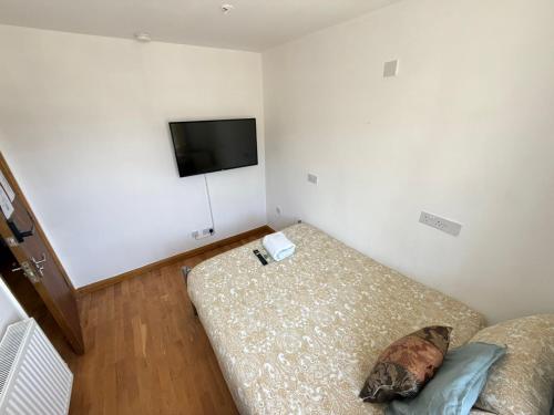 F5 Private Double Room (Sandycroft Guest House) 2