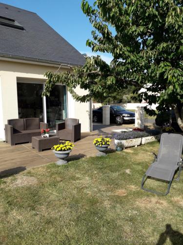 Balkons/terase, Chambre chez l'habitant LGBT près de la plage naturiste de Granville (Chambre chez l'habitant LGBT pres de la plage naturiste de Granville) in Breville-Sur-Mer