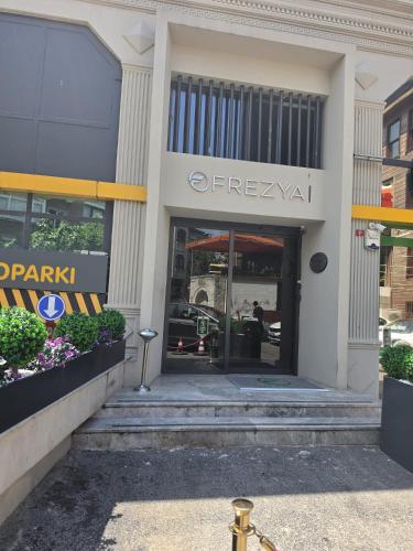 Entrance, Frezya - Family Hotel in Uskudar