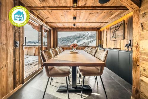 NOUVEAU ! Chalet Nova - LES GETS - cheminée, jacuzzi, superbe vue