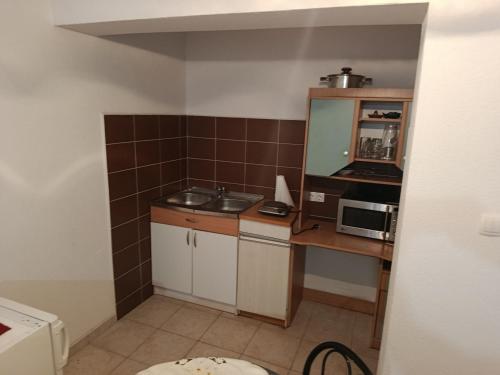 Apartman Ado2 in Orašac