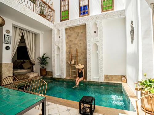 Riad Larbi Khalis 1