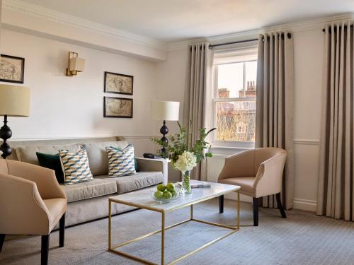 Collingham Serviced Apartments - image 22