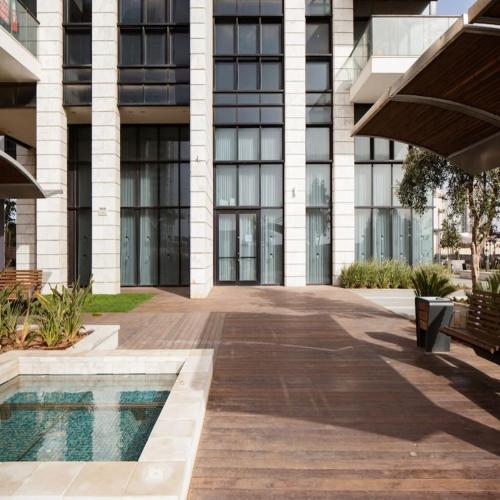 Vista exterior, Modern Sea View Apt in Luxury Tower l Mamad in Bat Yam