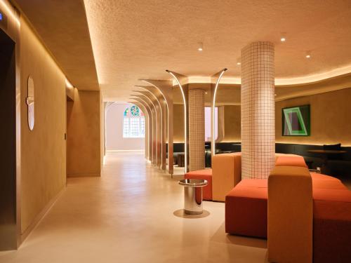 Shared lounge/TV area, Otherwander Soho Pod Hotel in London
