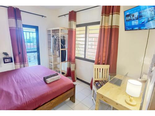 La MAISON BLANCHE - 4a - CENTRAL - CALME - WIFI - White Butterfly Hotels – khách sạn tại Ouakam