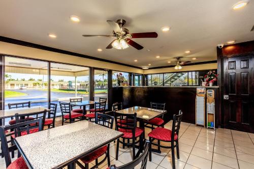 Budget Host Inn Florida City in Florida City, USA