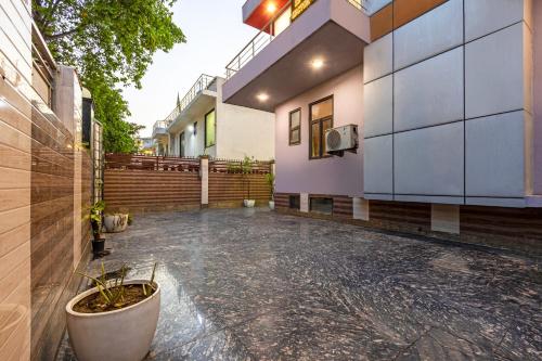 Hotel Diamond Stays Sector 51 Noida – Noida, DC