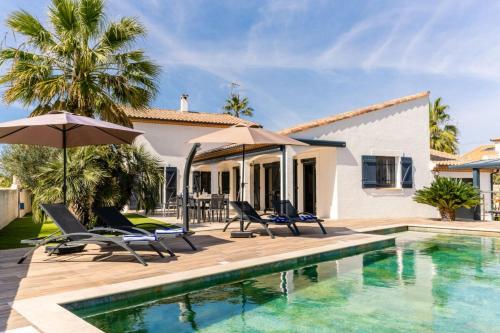 Villa Margot stunning pool beach 500 m
