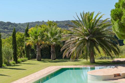 Domaine viticole piscine 20m et cinéma