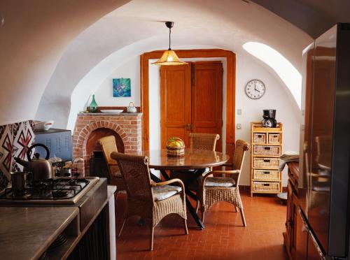 Létesítmények, Il Fortino Palinuro - villa Bellavista in fortezza del '600 a picco sul mare in Palinuro