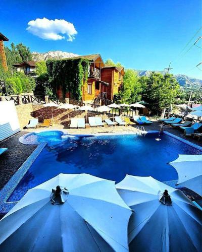 Nebesa Hotel EZ in Jusufkona