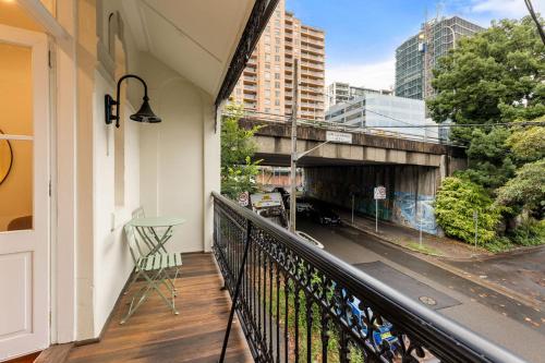 Erkély/terasz, Family Friendly Woollahra Terrace with Parking in Woollahra