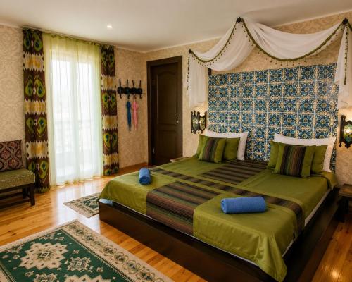 Nebesa Hotel EZ in Jusufkona